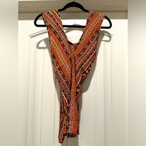 Really cute halter shirt perfect for a day out in the town.